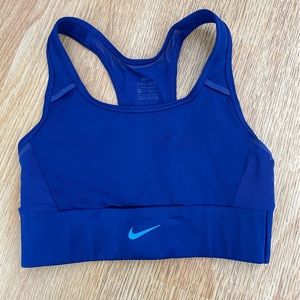 Nike 6-pocket Sports Bra